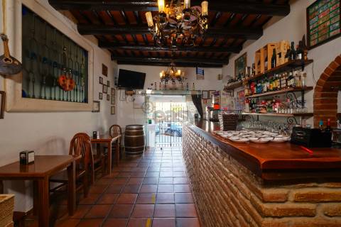 Restaurante Histórico nas Muralhas do Castelo de Borba - Alentejo