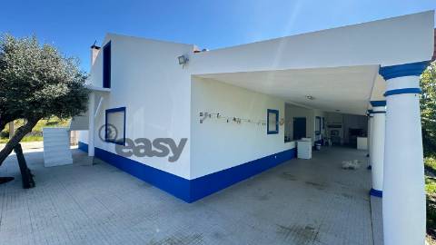 Quinta T3 com 3.780m2 Terreno, Pomar, Poço e Tranquilidade a 50 minutos de Lisboa em Vendas Novas