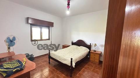 Quinta T3 com 3.780m2 Terreno, Pomar, Poço e Tranquilidade a 50 minutos de Lisboa em Vendas Novas