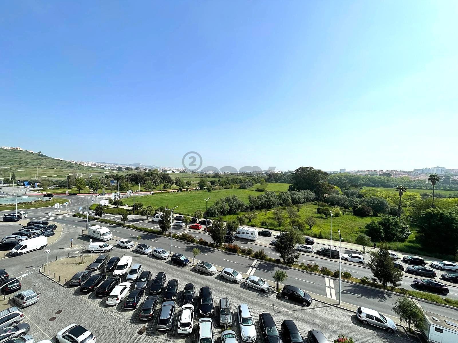 T2 na Venda Nova | A 300m do Metro Amadora Este | Pronto a Habitar