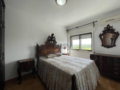 T2 na Venda Nova | A 300m do Metro Amadora Este | Pronto a Habitar