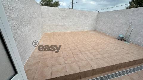 Moradia T2 Remodelada a estrear em Selmes