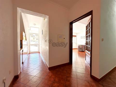 Apartamento T2 Rés do Chão em Borba – Excelente Estado, Potencial T3 e Localização Premium