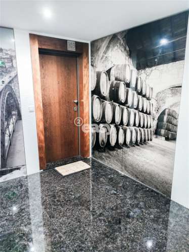 Apartamento T1 para Arrendamento | Rua da Alegria, Porto