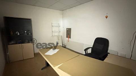 Grande Espaço Comercial em Portel