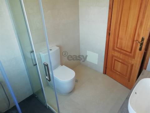 Apartamento T3 com Garagem e Arrecadação