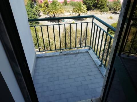 Apartamento T3 com Garagem e Arrecadação