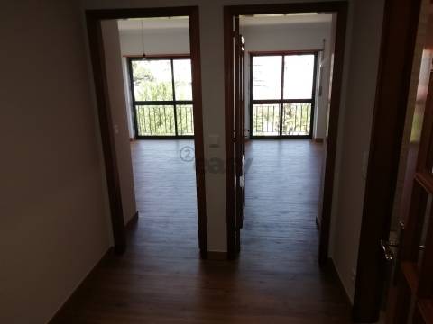 Apartamento T3 com Garagem e Arrecadação