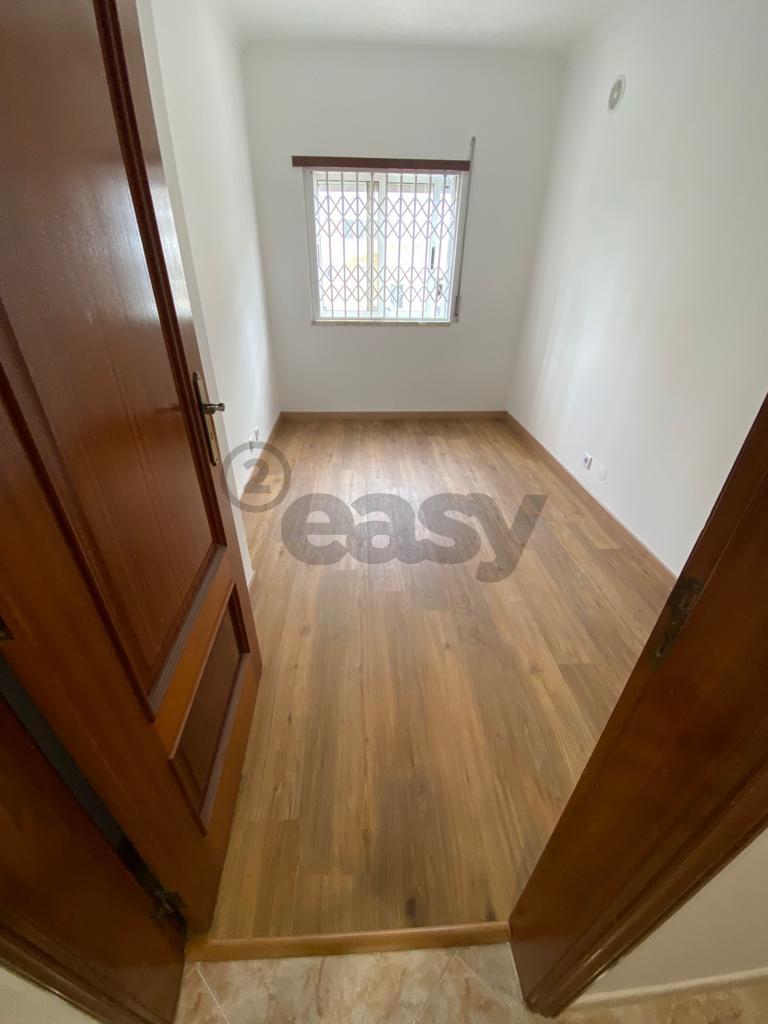 Arrenda-se Apartamento T3 – Quinta da Várzea - Sobreda