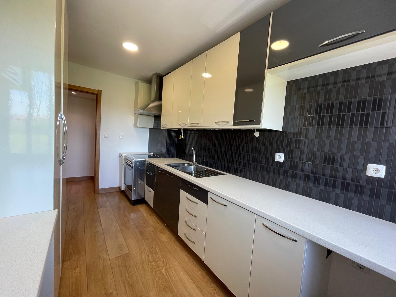 Apartamento T2 Arrendamento em Benfica,Lisboa