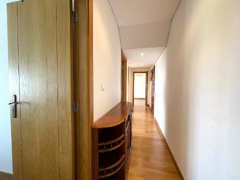 Apartamento T2 Arrendamento em Benfica,Lisboa