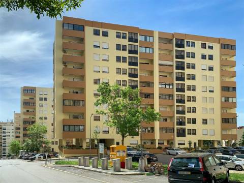 Apartamento T2 Venda em Póvoa de Santa Iria e Forte da Casa,Vila Franca de Xira