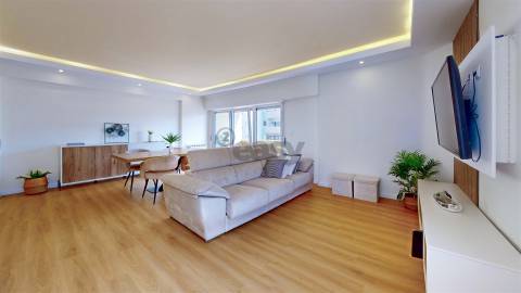 Apartamento T2 Venda em Póvoa de Santa Iria e Forte da Casa,Vila Franca de Xira
