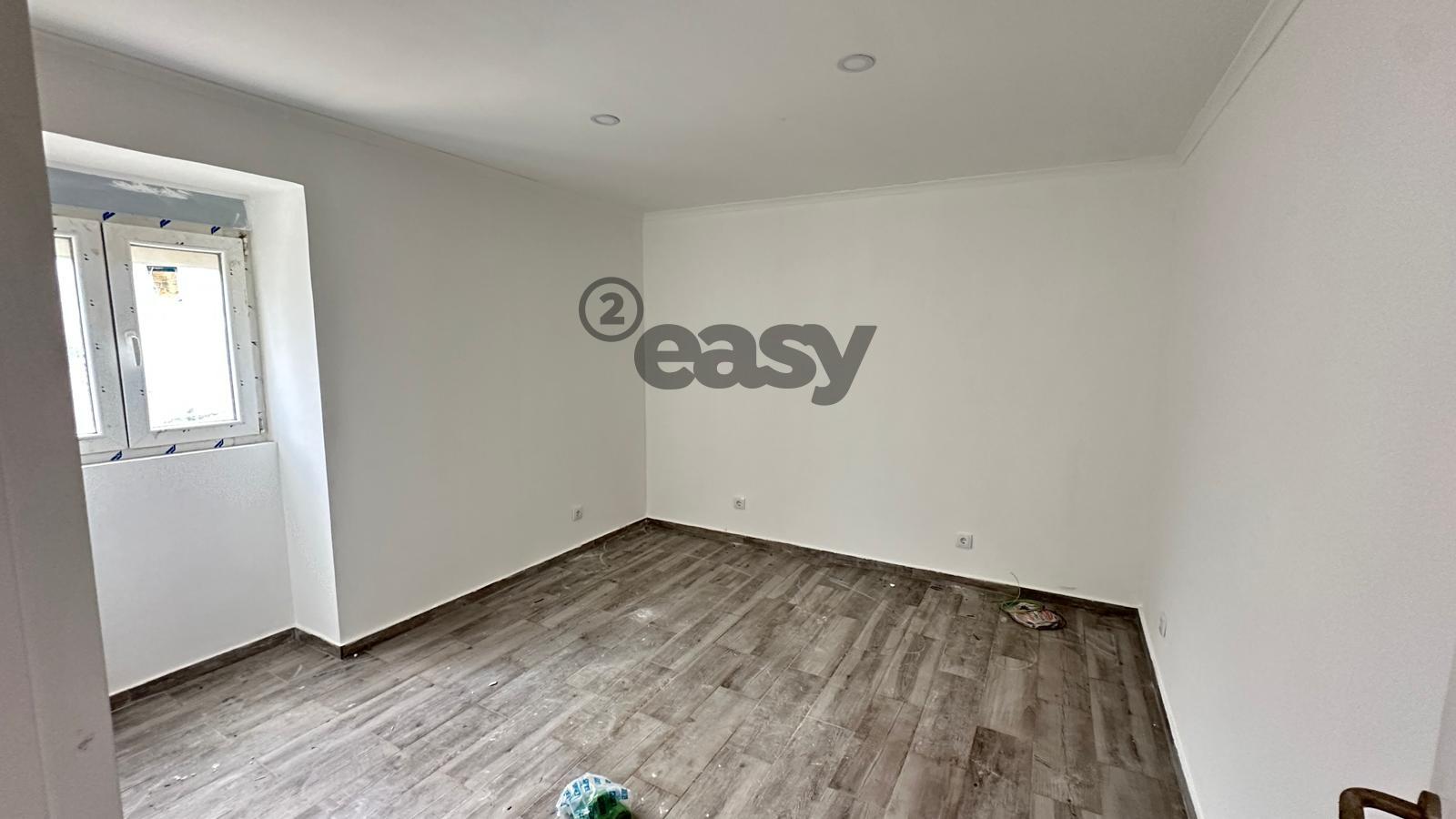 Moradia T2 Remodelada a estrear em Portel com muito espaço exterior