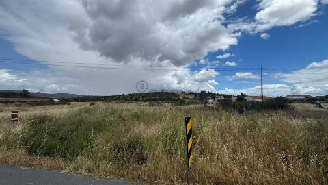 Terreno Urbano para Construção com 1685m2 , São João dos Caldeireiros, Mértola
