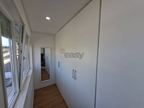 Apartamento T1 Idanha - Belas