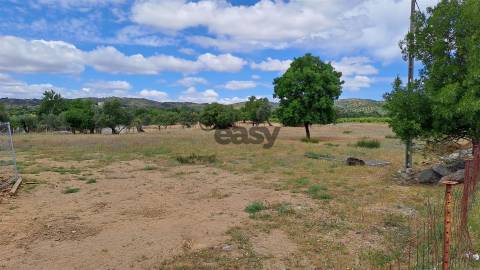 Terreno Rústico para Venda em Vidigueira, com 9 500 m²