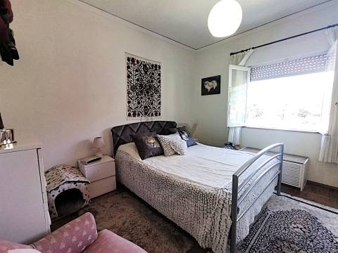 Moradia T2 em Vilar de Mouros com 3000m² de Terreno | Caminha
