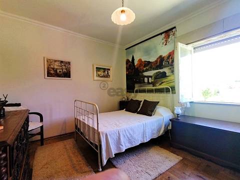 Moradia T2 em Vilar de Mouros com 3000m² de Terreno | Caminha