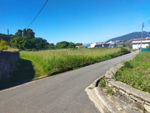 Terreno 515m² em Seixas: Construa Até 330m² (PIP em Curso)