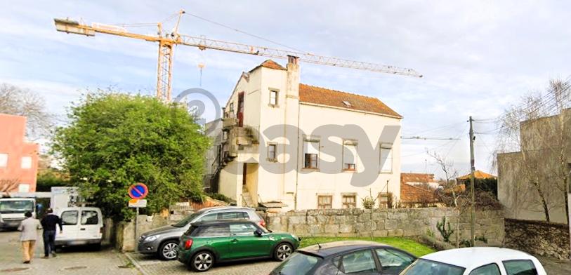 Moradia T9 para Venda na Foz do Douro, Porto | Investimento