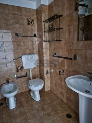 Apartamento T3 em Odivelas com lugar de parqueamento e arrecadação, vista desafogada e panorâmica