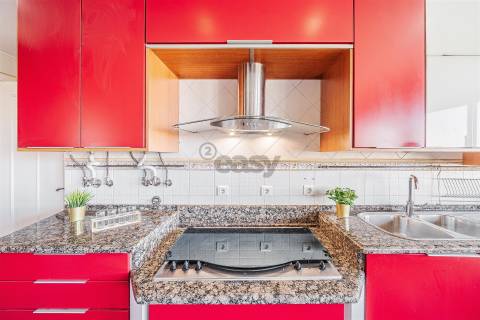 Apartamento 8 assoalhadas em Odivelas