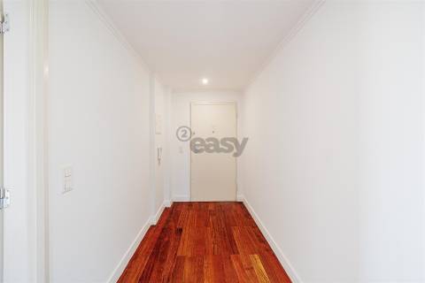 Apartamento 8 assoalhadas em Odivelas
