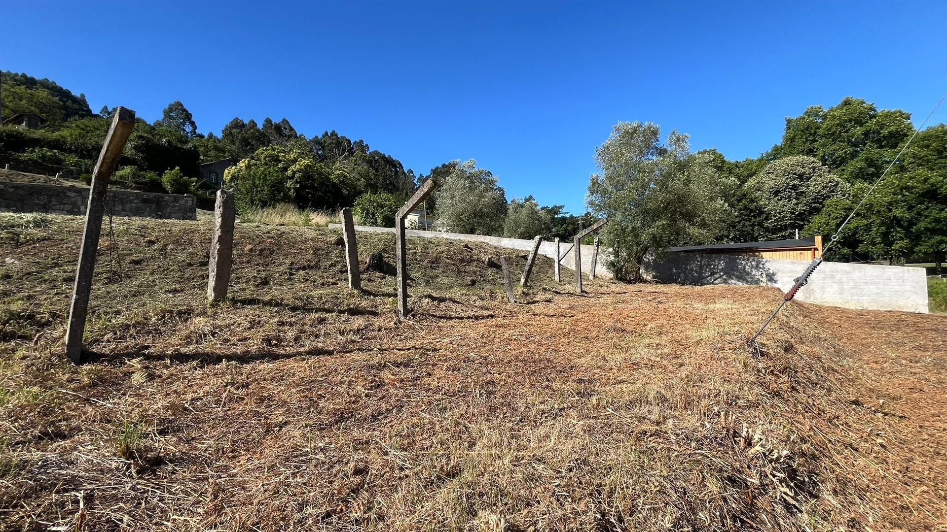 Terreno Premium Vilar de Mouros 360m² | Projeto Aprovado
