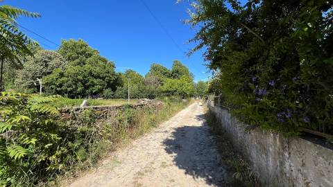 Terreno Premium Vilar de Mouros 360m² | Projeto Aprovado