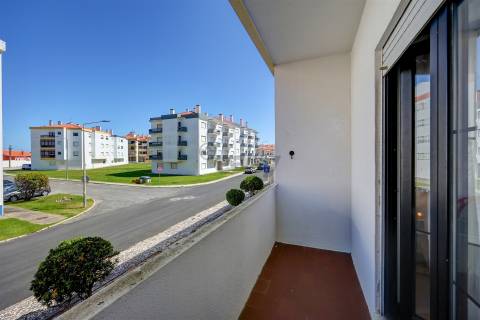 Apartamento T1 a poucos passos da praia – Ideal para férias ou investimento!