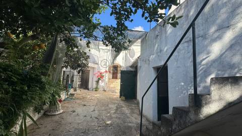 Moradia T3 no Centro de Castro Verde | Excelente potencial e localização privilegiada
