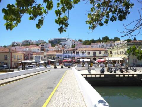 TERRENO p/ construção 8 apartamentos. Portugal, Algarve, Lagoa.