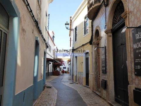 TERRENO p/ construção 8 apartamentos. Portugal, Algarve, Lagoa.