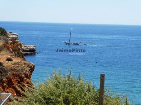 TERRENO p/ construção 8 apartamentos. Portugal, Algarve, Lagoa.