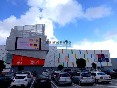 Terreno para construção de apartamentos. Matosinhos, Freixieiro, Perafita.