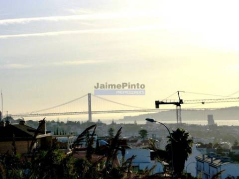 Apartamento moderno, elegante T3. Portugal, Lisboa, Amoreiras.