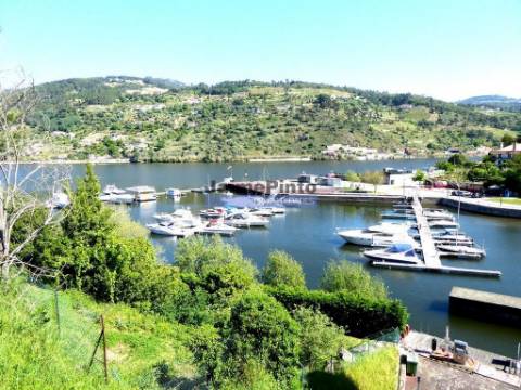 Moradia de Excelência, V3, vista rio Douro. Portugal, Resende, Aregos.