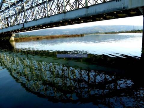 Casas de 3 e 4 quartos em terreno de 9.000m2. Portugal, Viana do Castelo, Caminha.