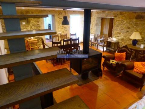 Casa, Moradia, Natureza, relvado. Alto Minho, Portugal, Caminha.