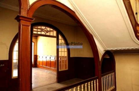 Moradia Nobre Antiga, para recuperar. Portugal, Braga.