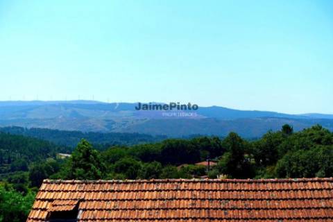 Terreno e Ruína p/ Restauro e Expansão, no Minho, em Agualonga. Portugal, V. do Castelo, Paredes de Coura.