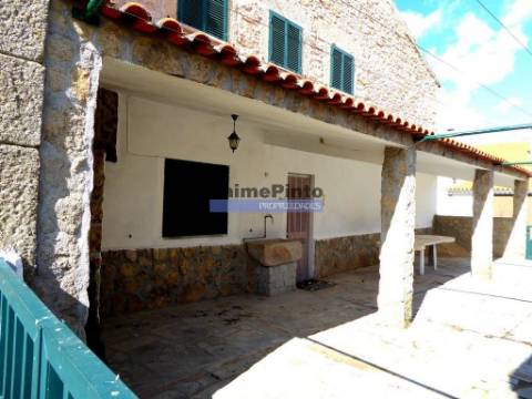 Casa de campo em pedra, 4 quartos, região de Barca DAlva. Portugal, Figueira de Castelo Rodrigo.