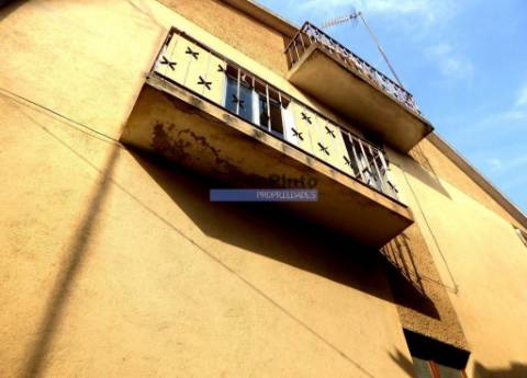 Casa, moradia V3, em Poiares, Douro Internacional, Portugal, Bragança, Freixo E. à Cinta.