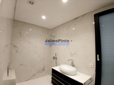 Moradia Excecional, tipo V4, Espinho. Portugal, Sta. Maria da Feira, Espinho.