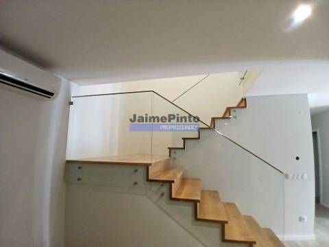 Moradia Excecional, tipo V4, Espinho. Portugal, Sta. Maria da Feira, Espinho.