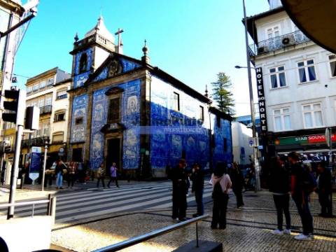 Apartamento 108m2, T0+1, Mezanino, Centro do Porto. Portugal, Porto.