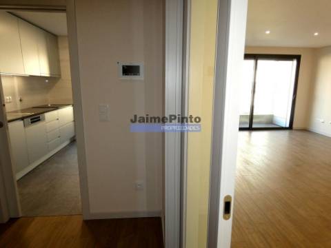 Apartamento T2, novo, próximo da Boavista. Portugal, Porto.
