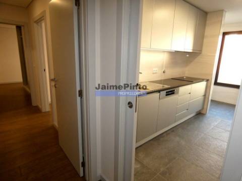 Apartamento T2, novo, próximo da Boavista. Portugal, Porto.