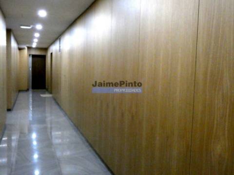 Apartamento T2, novo, próximo da Boavista. Portugal, Porto.